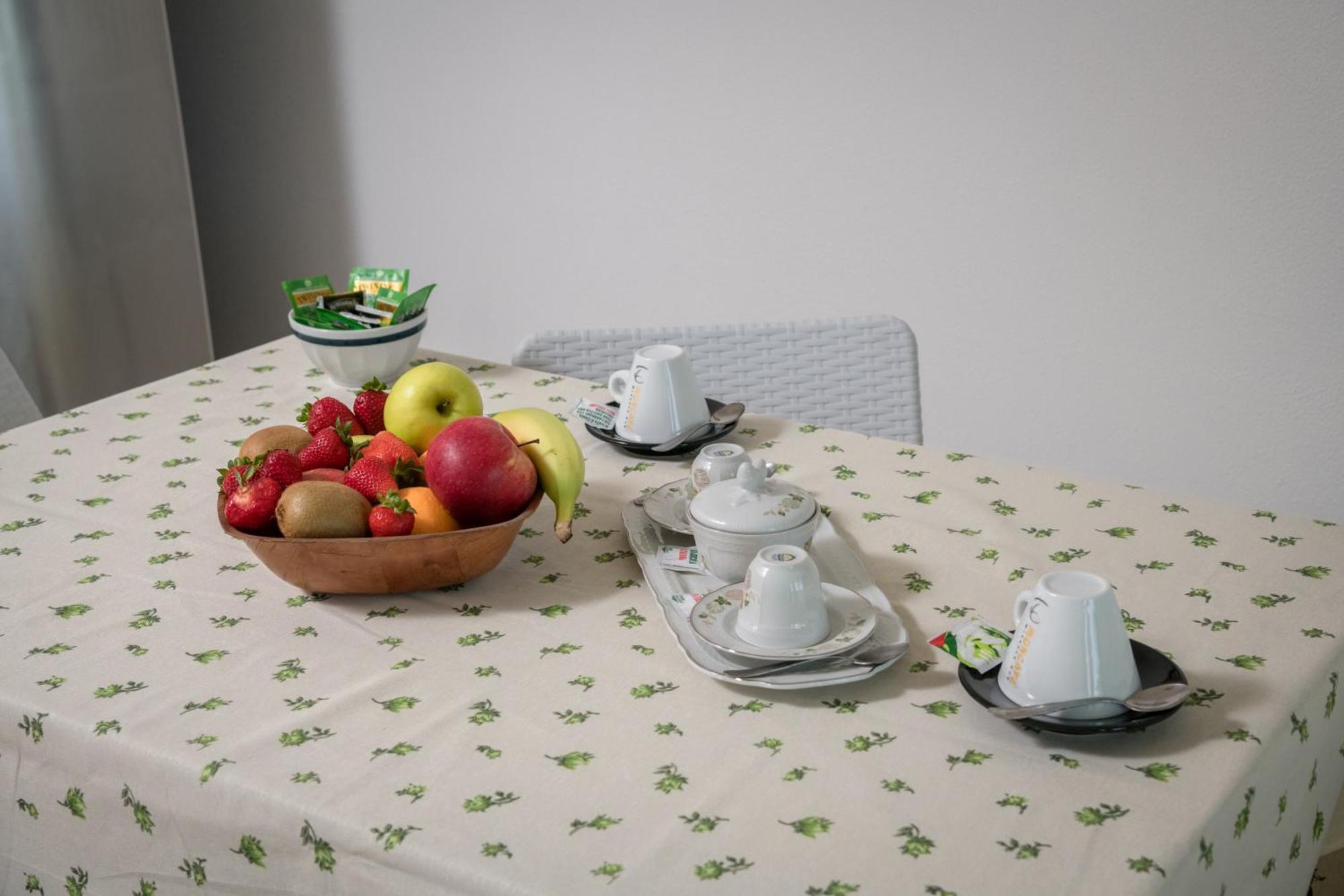 Interno 14 Bed and Breakfast Ταράντο Εξωτερικό φωτογραφία